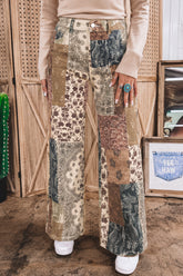 Jean large beige ou marron à imprimé patchwork floral