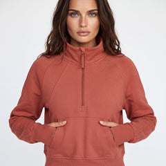 Sweat-shirt à manches et col montant *
