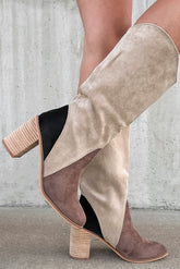 Bottes western beiges tricolores à bout carré et talon large, effet daim