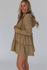 Khaki hooded jacket with ruffles and ruffles with tightening cord