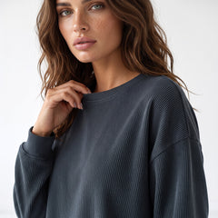 Sudadera de terciopelo oscuro de gran tamaño