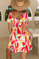 Mini-Babydoll smbiled babydoll con estampado geométrico multicolor