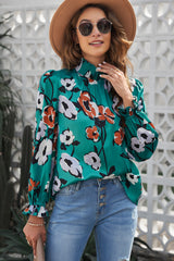 Blouse smockée à col montant et imprimé floral-A WOMAN WE LOVE