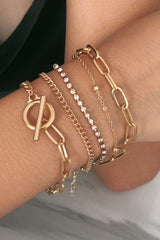 Ensemble de bracelets chaîne plaqués strass multicouches dorés-A WOMAN WE LOVE