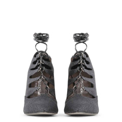 Hecho en tacones altos de Italia