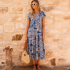 Vestido acampanado de manga corta y estampado de cielo azul bohemio