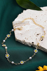 Bracelet de cheville chaîne en marguerite et perles dorées-A WOMAN WE LOVE