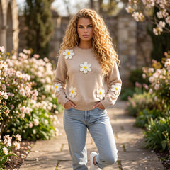 Pull beige oversize en grosse maille à fleurs