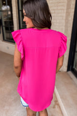 Blouse rouge rose à manches volantées et col cranté-A WOMAN WE LOVE