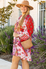 Vestido de gran tamaño con flores rosadas mixtas, mangas largas, cuidados en V, cordones de espalda huecos