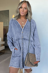 Robe en jean à manches longues boutonnée et ourlet brut avec poches Beau Blue
