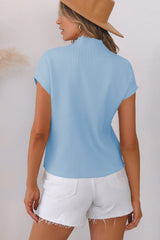 Short sleeve sweater in ribbed knitting *