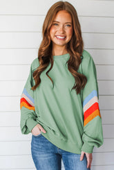 Ample switched sleeve and round-neck