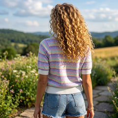 Pull à manches courtes et rayures abstraites
