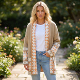 Cardigan long beige en maille à motif aztèque