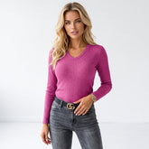 High adjusted with long sleeves and v * collar