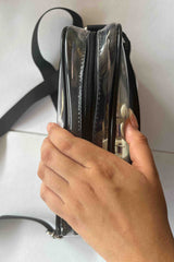 Sac transparent à bordures noires, multi-poches et bandoulière amovible