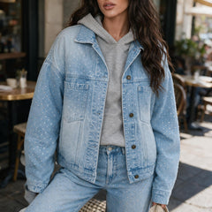 Veste en jean bleu ciel à pois et poches plaquées