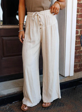 Pantalon à jambe large avec cordon de serrage couleur crème