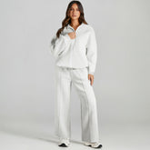 Ensemble 2 pièces gris clair avec veste zippée à épaules tombantes