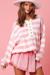Rose striped sweater and a half-drooping shoulder