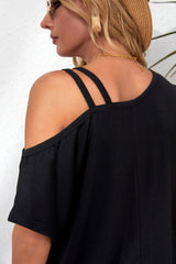 Asymmetrical black t-shirt crossed with a shoulder