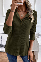 Haut en tricot Henley texturé côtelé vert jungle