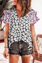 Blouse noire à manches volantées superposées Ric Rac contrastée à fleurs-A WOMAN WE LOVE