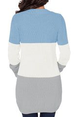 Cardigan bleu avec poche avant et fermeture à boutons-A WOMAN WE LOVE