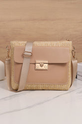Sac d’épaule beige tressé à poche en simili cuir et sangle réglable