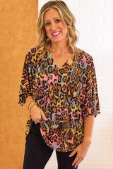 Blouse à imprimé léopard à manches-A WOMAN WE LOVE