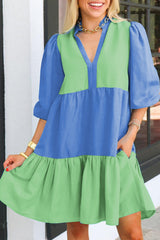 Color de vestido recto azul oscuro con volantes *