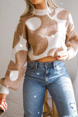 Pull kaki à épaules tombantes et motif à grandes fleurs *