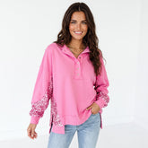 Sweat-shirt Henley à ourlet haut et bas en patchwork de sequins Bonbon