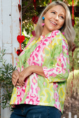 Camiseta de punto de ronda redonda multicolor en bloque de color de leopardo de gran tamaño