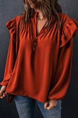 Blouse orange plissée à volants et boutonnée à col en V-A WOMAN WE LOVE