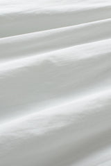 White top embroidered with smocked collar and puffy sleeves