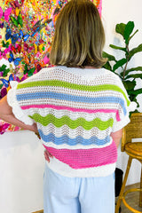 Haut pull blanc à manches courtes et à volants en tricot au crochet color block