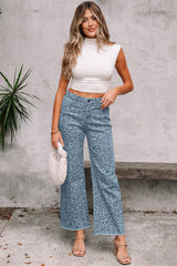 Jean taille haute à jambe large et bord effiloché léopard bleu ciel