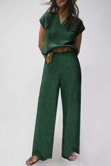 Ensemble pull vert tricoté à col en V et pantalon décontracté-A WOMAN WE LOVE