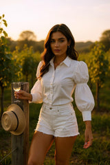 Chemise blanche à manches bouffantes