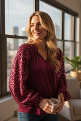 Grave high velvet with patchwork and red sequins