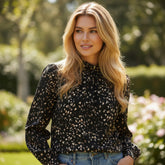 BLOUNA CLAVADA CON COLLAR RESITORES Y MANEAS DE LA LINTERNA *