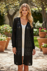 Black cardigan open on the front *