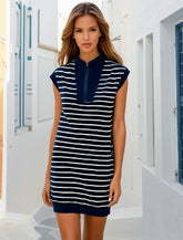 Mini-robe bleu marine à col zippé *