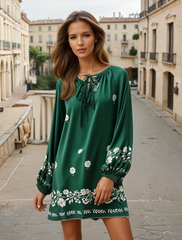 Robe droite à manches bouffantes *