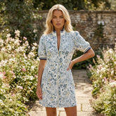 Robe courte à manches courtes et col patchwork rayé