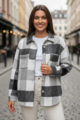 Veste à manches longues boutonnée à carreaux gris avec poche