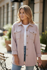 Veste boutonnée en velours côtelé rose clair avec poche à rabat