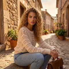 Pull blanc en maille ajourée à manches bouffantes